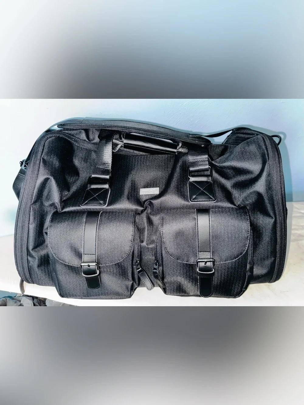 MVST sleek black